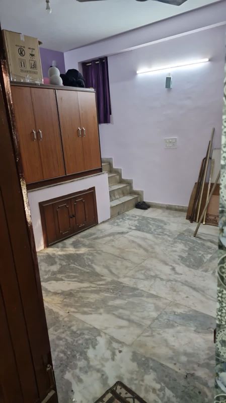 3 BHK 208 Sq.Yd. Builder Floor in DLF Queens Court