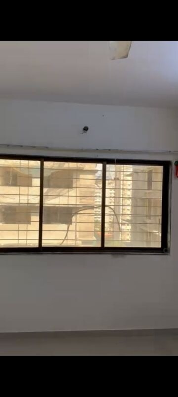 Room in 1 BHK Apartment at Kurla East – for Rent