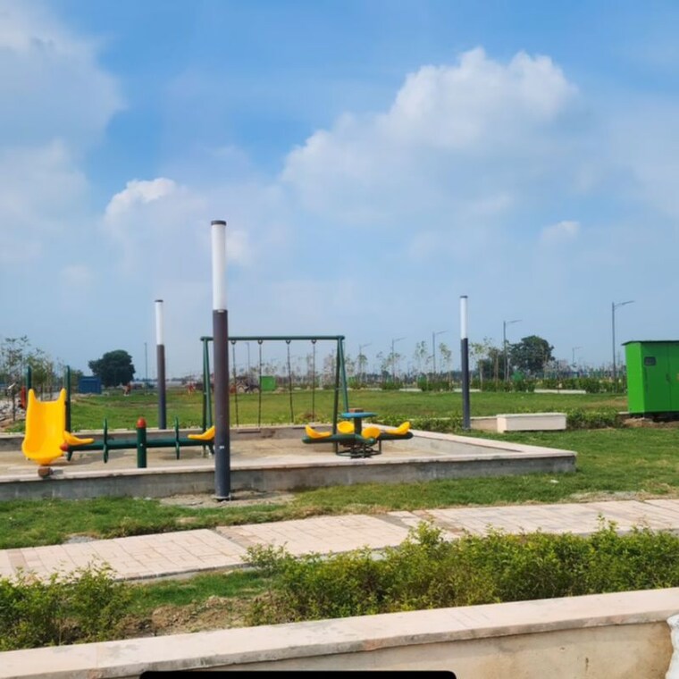Garden, m3m-city-of-dreams  683 Sq.Yd. Plot In Faridpur Panipat 9772595