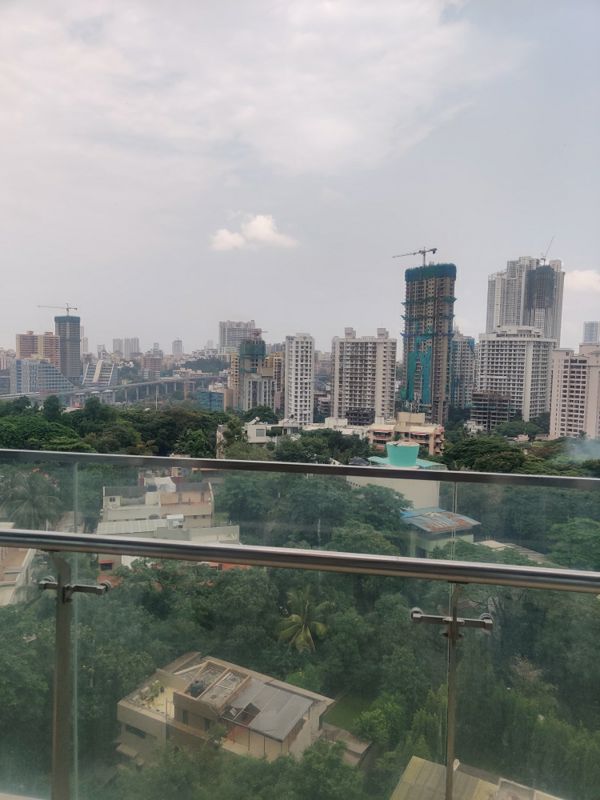 3 BHK + Servant Room Apartment For Rent in Oberoi Exquisite Goregaon