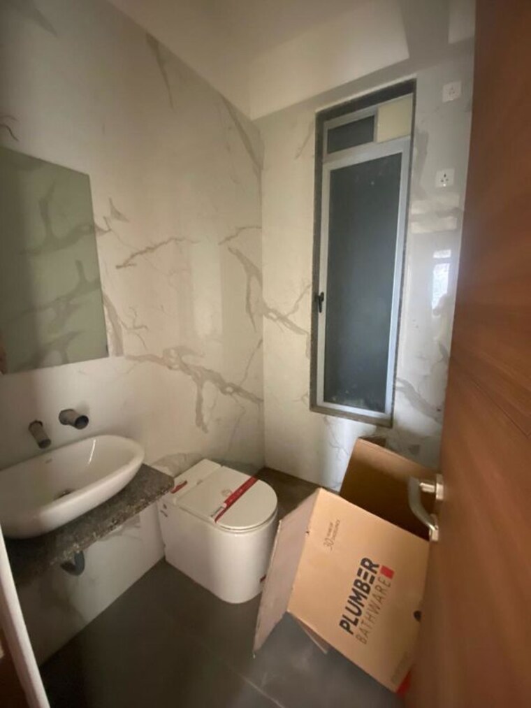 Bathroom, sunny-shanti-heights 3 Bedroom 1024 Sq.Ft. Apartment In Mulund West Mumbai 9772580