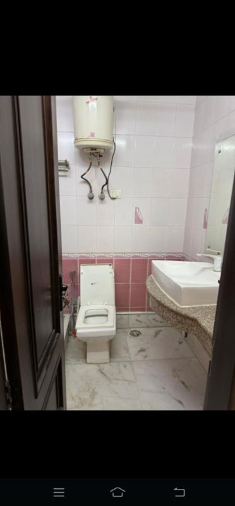 Bathroom, saket 3 Bedroom 200 Sq.Yd. Builder Floor In Saket Delhi 9772614