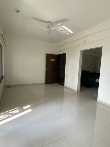 2 BHK Apartment For Rent in Wadhwani Sai Paradise, Punawale
