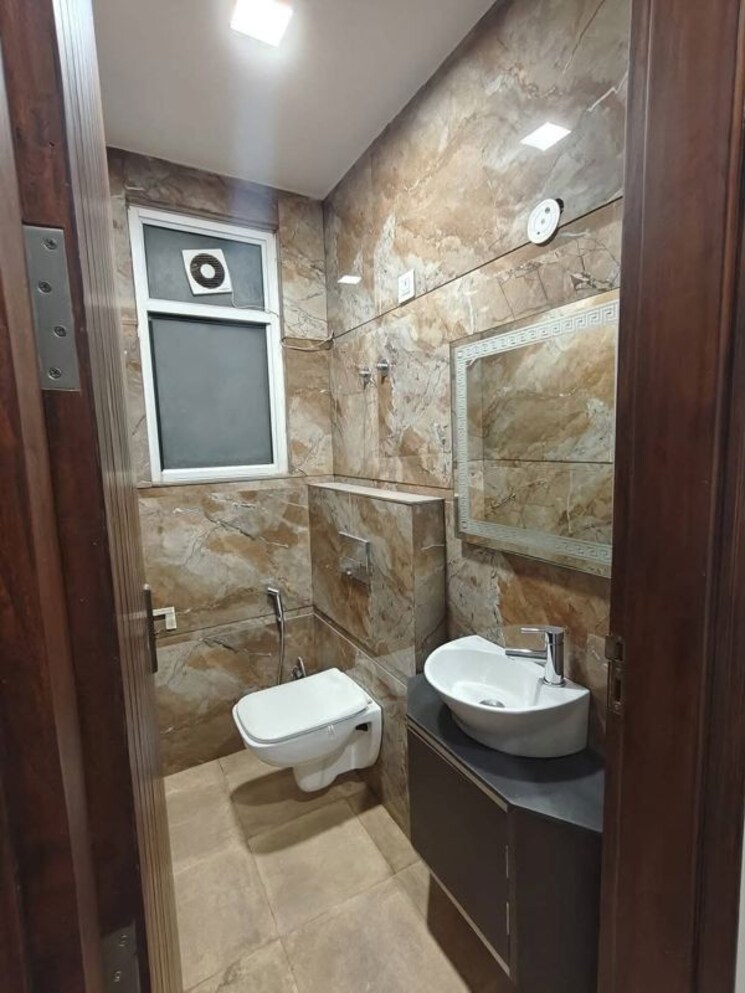 Bathroom, bestech-park-view-residency 3 Bedroom 1920 Sq.Ft. Apartment In Sector 3 Gurgaon 9772644