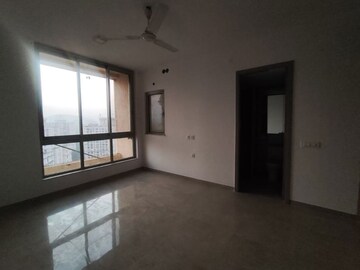 2 BHK Apartment For Sale in Hiranandani Woodpark Apartment, Ghodbunder Road