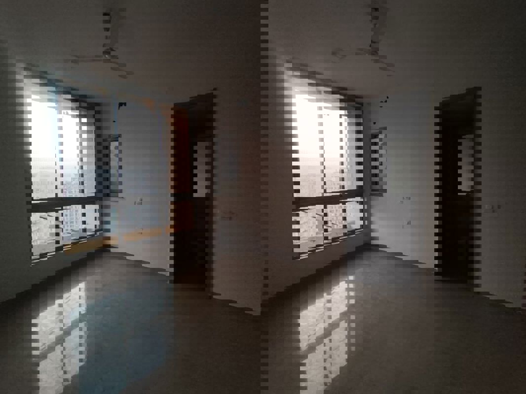 2 BHK + Pooja Room Apartment For Sale in Hiranandani Woodpark Apartment