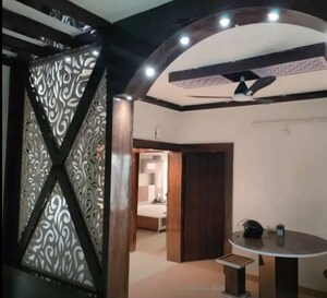 Bedroom in 3 BHK Apartment at Hazratganj – for Rent