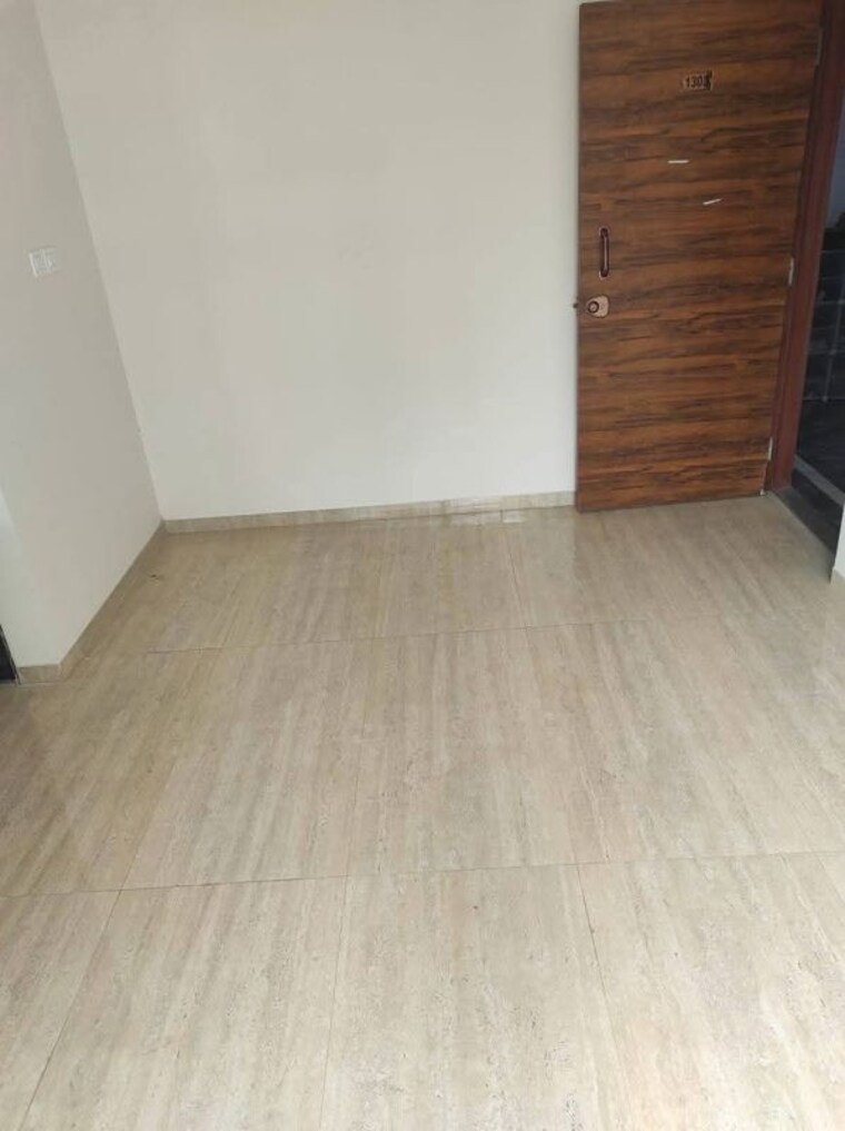 Room, je-and-vee-om-trimurti 1 Bedroom 395 Sq.Ft. Apartment In Malad East Mumbai 9772688