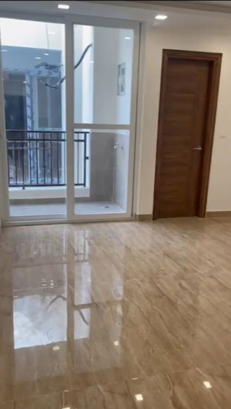 Room, bptp-district-3 3 Bedroom 150 Sq.Yd. Builder Floor In Sector 85 Faridabad 9772702