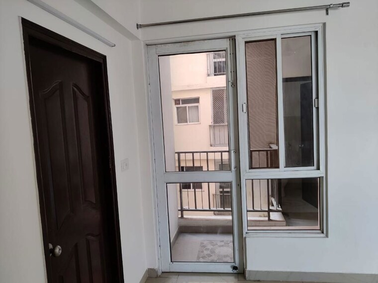 undefined, gomti nagar 3.5 Bedroom 1650 Sq.Ft. Apartment In Gomti Nagar Lucknow 9772740