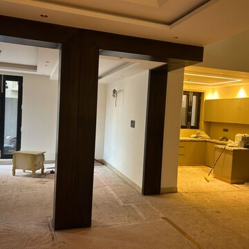 Building Lobby in 5 BHK Independent House at Modipuram – for Sale