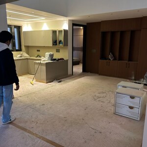 Team Area in 5 BHK Independent House at Modipuram – for Sale