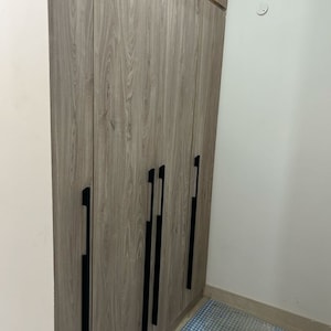 Furnished Amenities in 5 BHK Independent House at Modipuram – for Sale