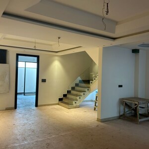 5 BHK Independent House For Sale in Modipuram