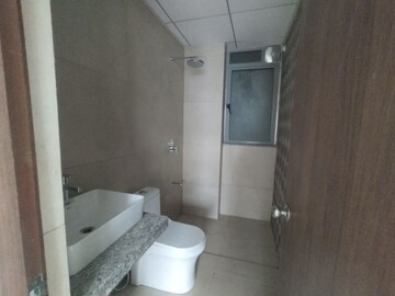Attached Bathroom in 3 BHK Apartment at Kalpataru Immensa, Kolshet Road – for Sale