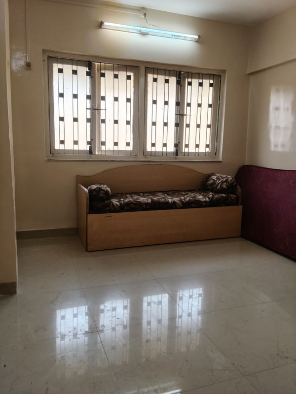 1 BHK 600 Sq.Ft. Apartment in Krishna Galaxy Santacruz