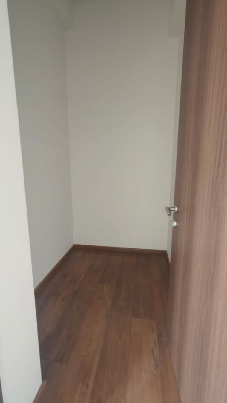 Room, sheth-montana-phase-4 4 Bedroom 1750 Sq.Ft. Apartment In Mulund West Mumbai 9772772