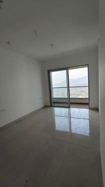 Room in 2 BHK Apartment at Piramal Revanta, Mulund West – for Rent