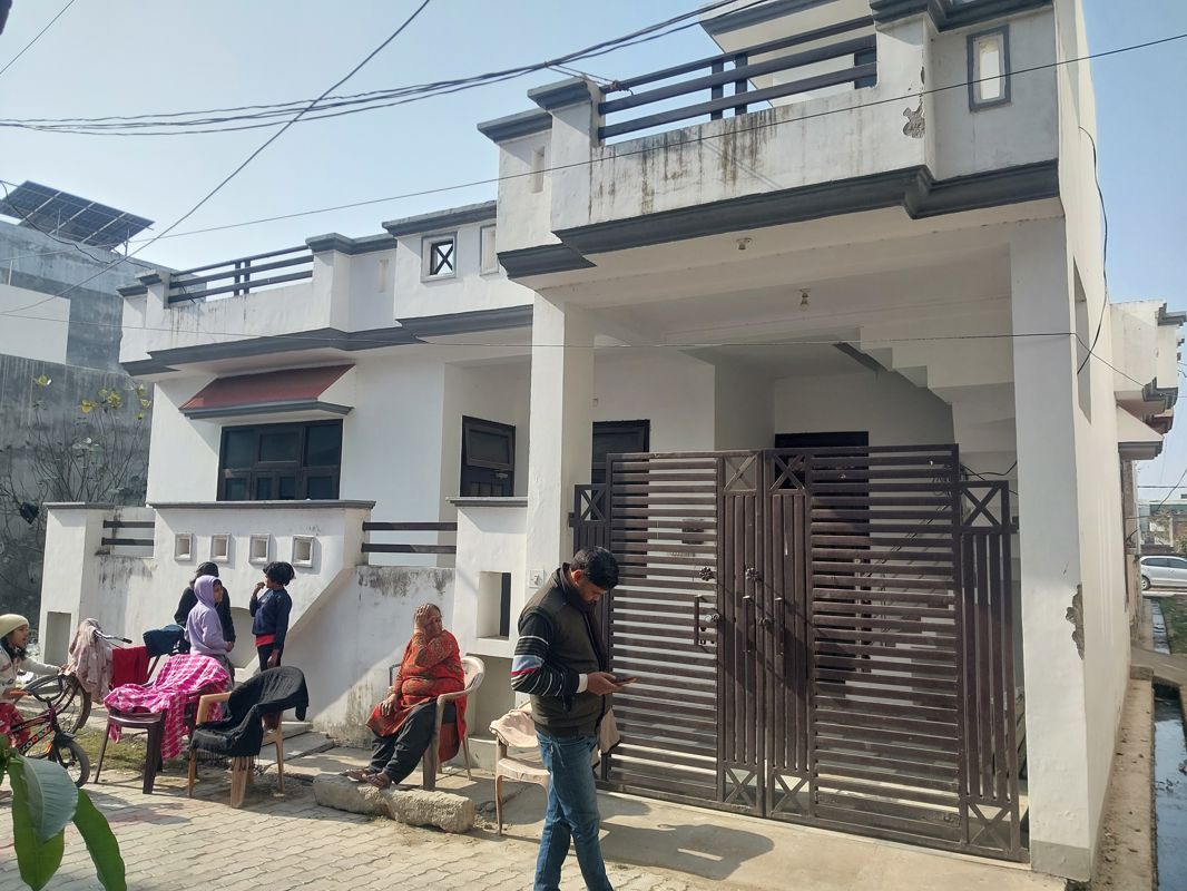 2 BHK + Study Room Independent House For Sale in Jankipuram