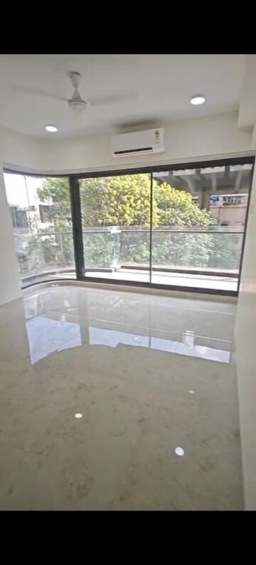 Balcony in 3 BHK Apartment at DLH Legacy, Juhu – for Rent