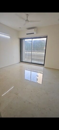 3 BHK + Pooja Room Apartment For Rent in DLH Legacy