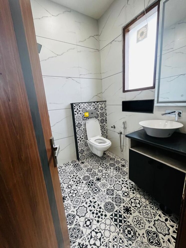 Attached Bathroom, patiala road 3 Bedroom 1750 Sq.Ft. Apartment In Patiala Road Zirakpur 9734846