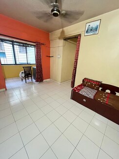 1 BHK Apartment For Rent in Dhanlaxmi Park