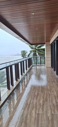 5 BHK + Pooja Room,Servant Room,Study Room,Extra Room Apartment For Rent in Juhu Scheme