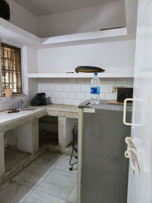 Kitchen in 1.5 BHK Independent House at Sector 55 – for Rent