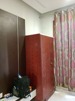 Furnished Amenities in 3 BHK Builder Floor at Sector 18 – for Rent