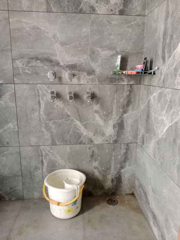 Bathroom, sector 18 3 Bedroom 1452 Sq.Ft. Builder Floor In Sector 18 Panipat 9772848