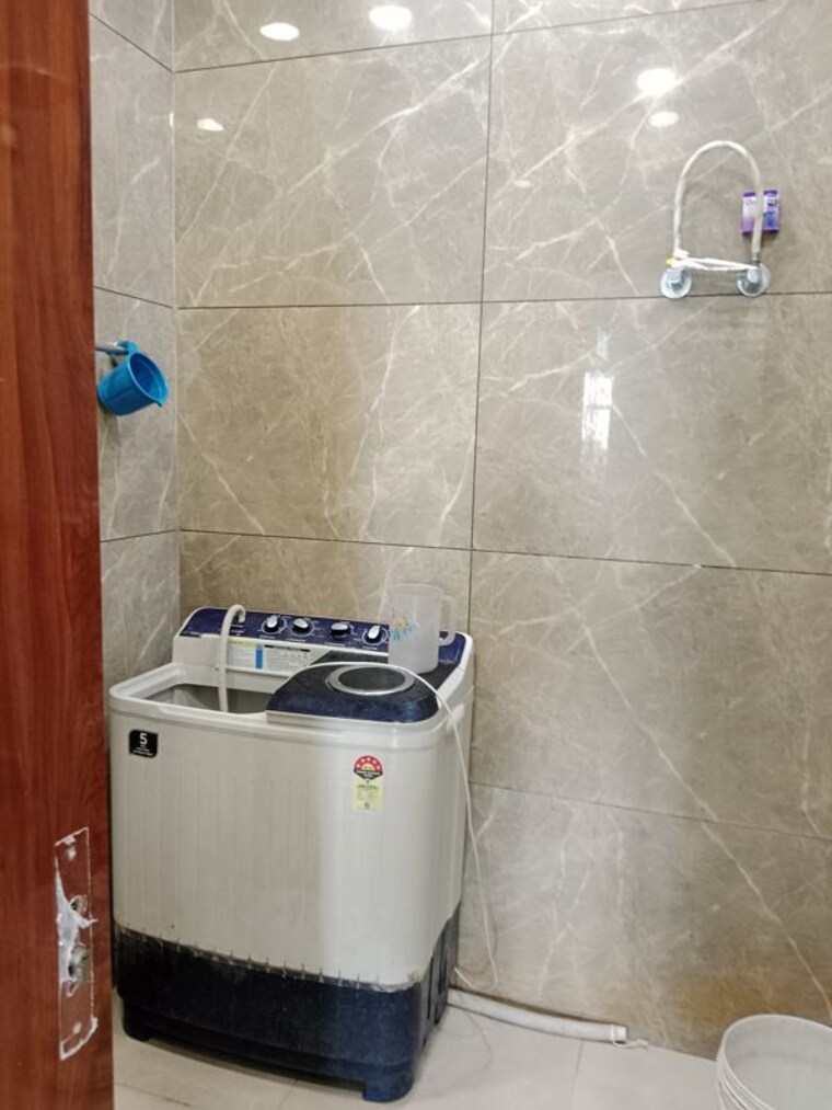 Bathroom, sector 18 3 Bedroom 1452 Sq.Ft. Builder Floor In Sector 18 Panipat 9772848