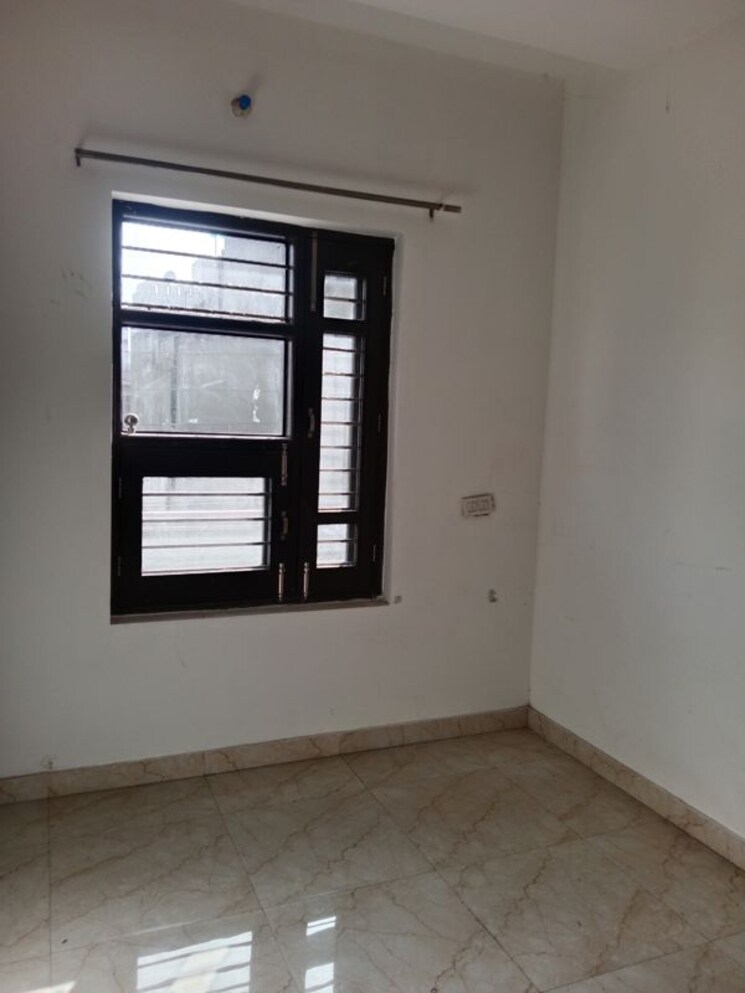 Room, sector 18 2 Bedroom 810 Sq.Ft. Builder Floor In Sector 18 Panipat 9772849