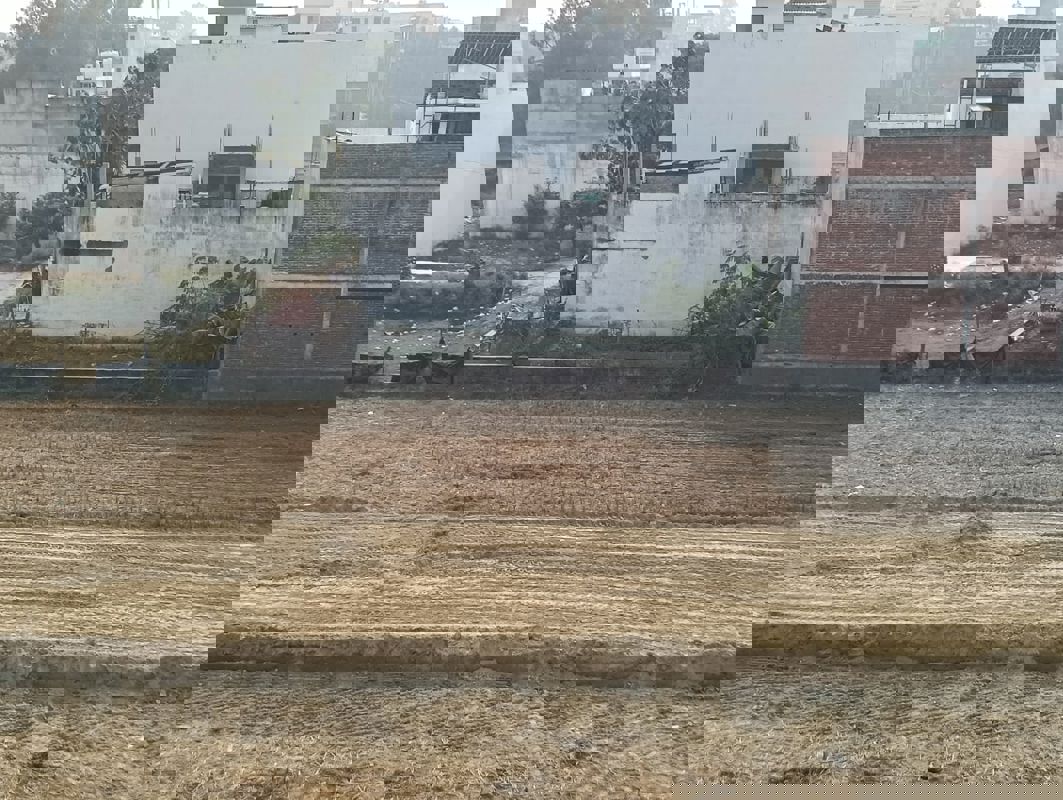 Plot For Sale in Royal City Phase 1