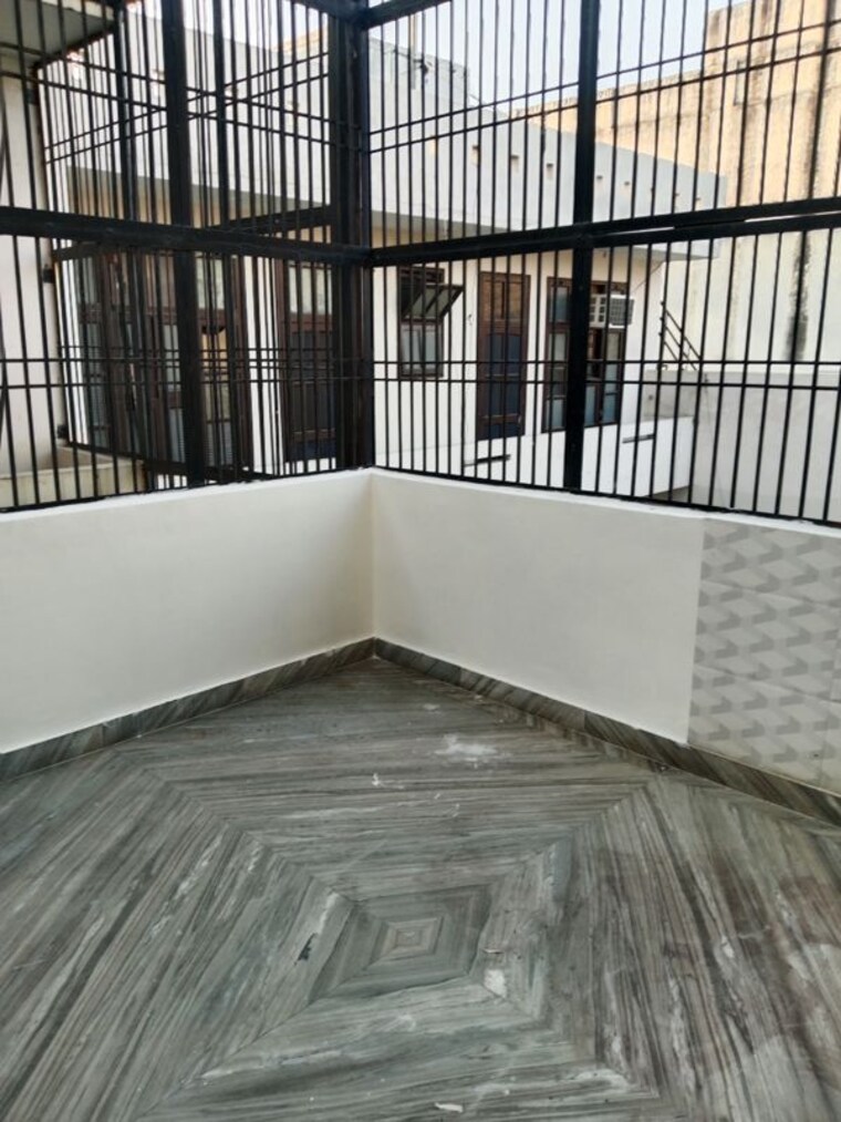 Balcony, sector 17 3 Bedroom 2025 Sq.Ft. Builder Floor In Sector 17 Panipat 9772856