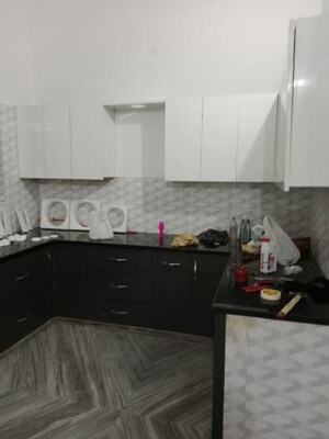 Kitchen in 3 BHK Builder Floor at Sector 17 – for Rent