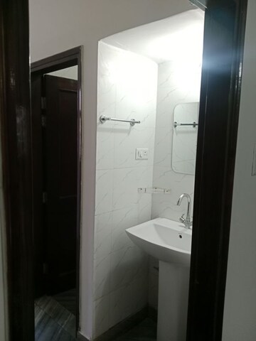 Bathroom in 3 BHK Builder Floor at Sector 17 – for Rent