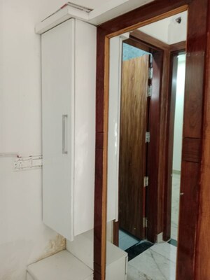 Room in 2 BHK Builder Floor at Sector 18 – for Rent