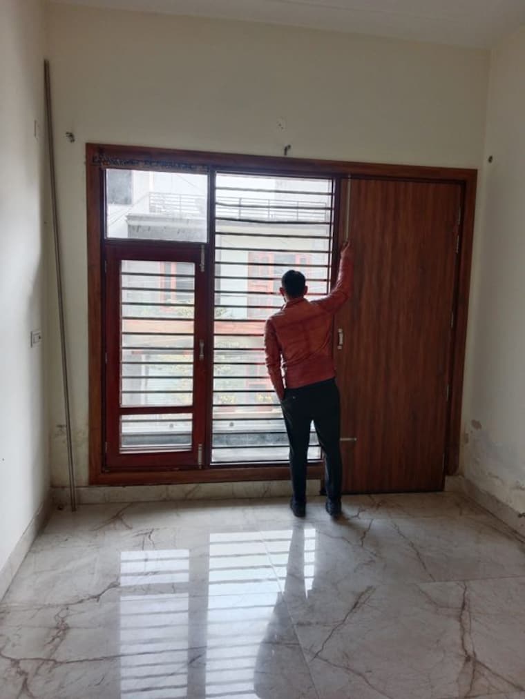 Room, sector 18 2 Bedroom 1404 Sq.Ft. Builder Floor In Sector 18 Panipat 9772860