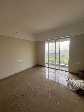 Room in 3 BHK Apartment at Kolte Patil 24K Glitterati, Pimple Nilakh – for Rent