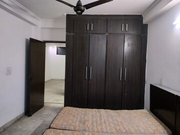 Bedroom in 3 BHK Builder Floor at Paryavaran Complex – for Rent