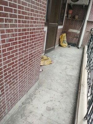 Balcony in 3 BHK Builder Floor at Paryavaran Complex – for Rent