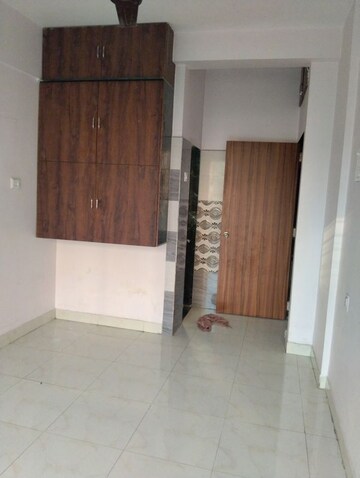 Room in 2 BHK Apartment at Sanpada – for Rent