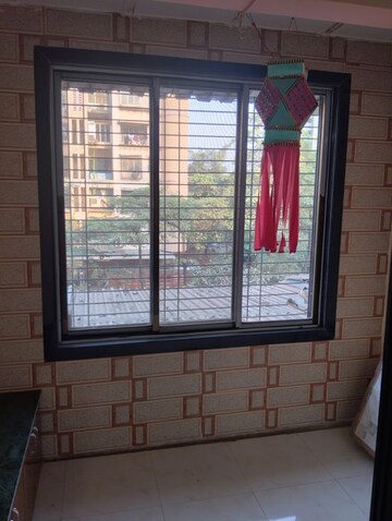 Room in 2 BHK Apartment at Sanpada – for Rent