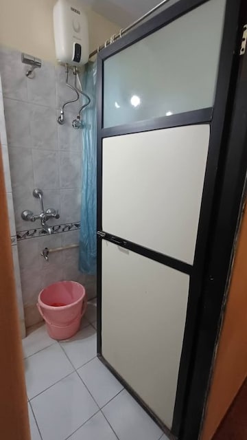 Furnished Amenities in 2 BHK Apartment at Dheeraj Darshan, Jogeshwari East – for Rent