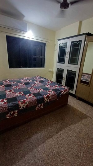 Bedroom in 2 BHK Apartment at Dheeraj Darshan, Jogeshwari East – for Rent