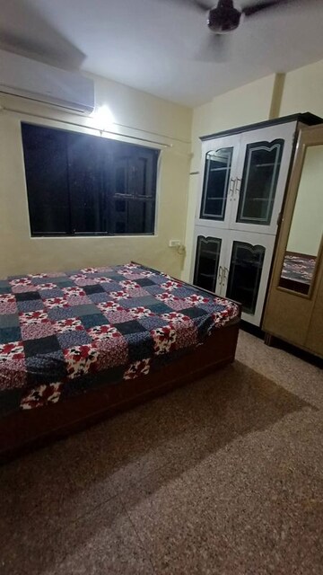 Bedroom in 2 BHK Apartment at Dheeraj Darshan, Jogeshwari East – for Rent