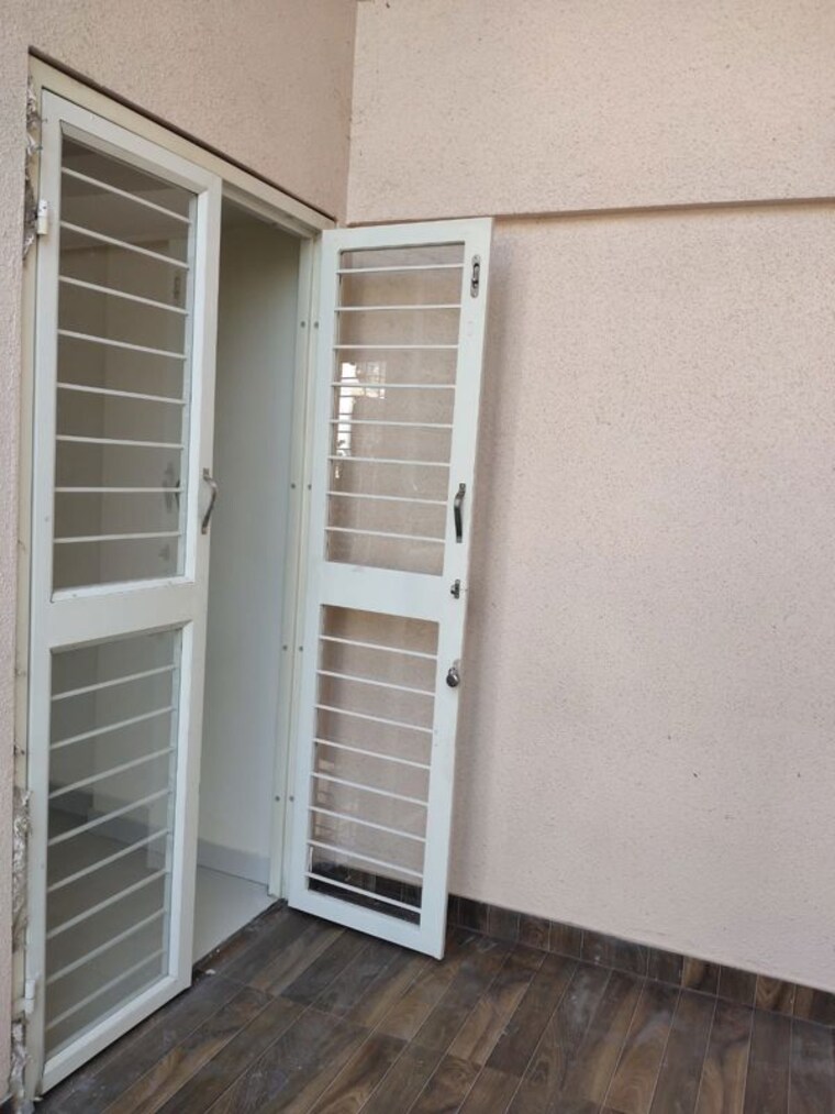 undefined, ambegaon budruk 2 Bedroom 900 Sq.Ft. Apartment In Ambegaon Budruk Pune 9772895