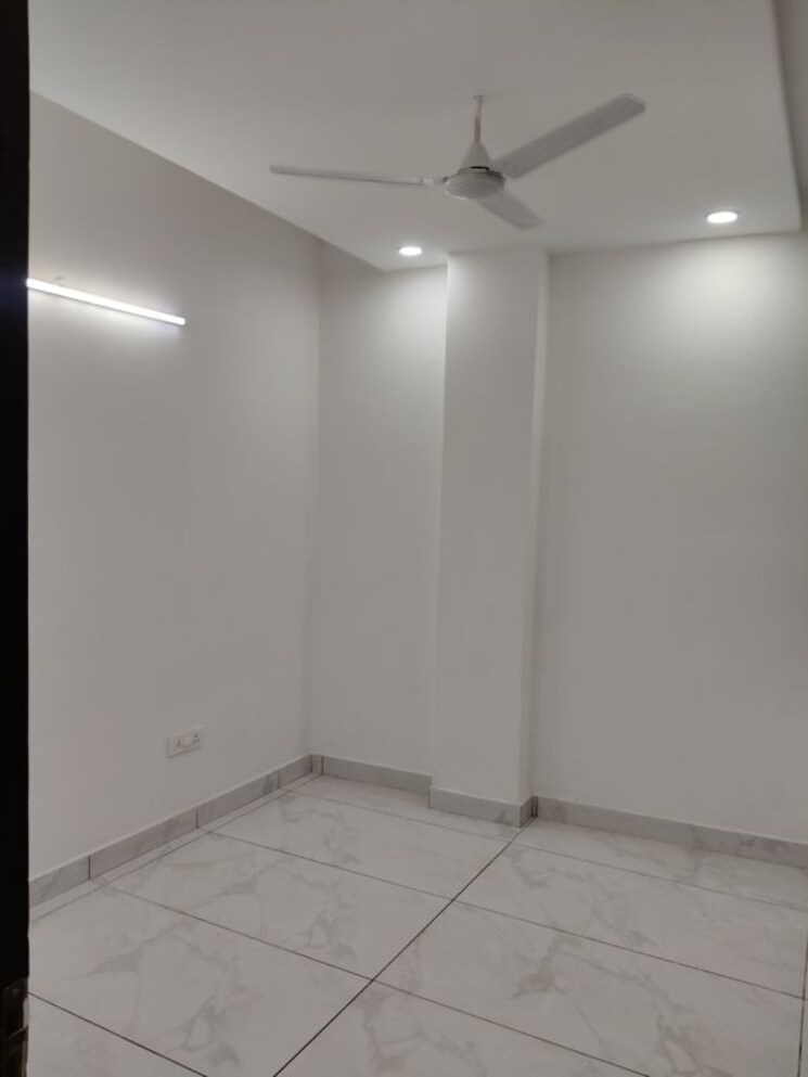 Room, govindpuri 2 Bedroom 580 Sq.Ft. Builder Floor In Govindpuri Delhi 9772899