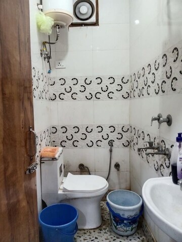 Bathroom in 2 BHK Builder Floor at Govindpuri – for Rent